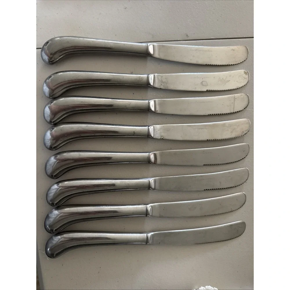 Stanley Roberts COLONIAL MANOR Stainless SATIN Rogers Co Korea Dinner Knives (8)